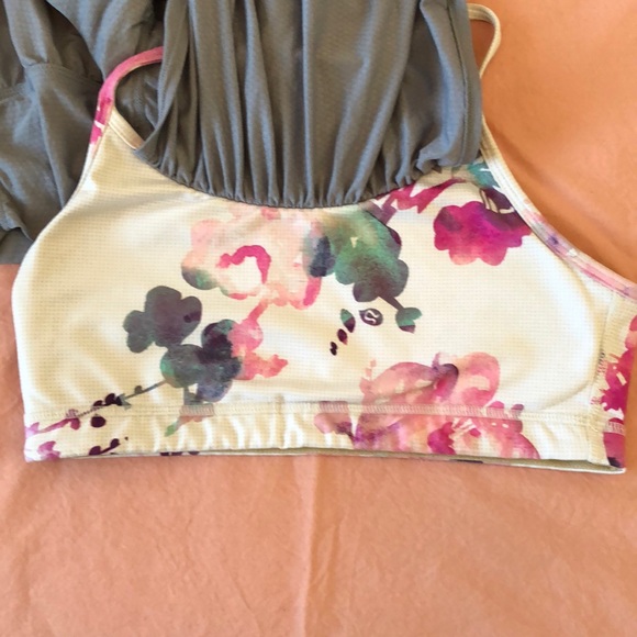 Lululemon No Limits Tank with Built-in Bra - Picture 2 of 6